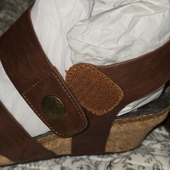 Pierre Dumas Brown Cork Wedge Sandals - Picture 6 of 9